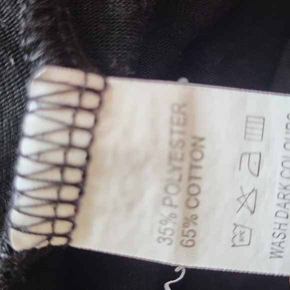 Black Flowy Tank Top Large - Picture 6 of 6